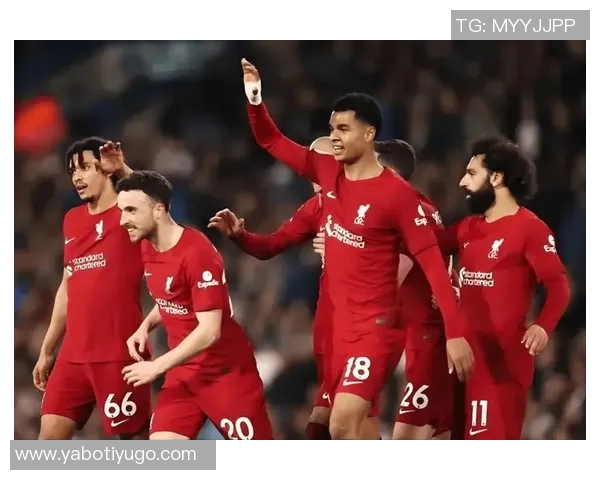 欧冠历史新篇阿森纳利物浦巴萨连闯16强皇马面临附加赛挑战